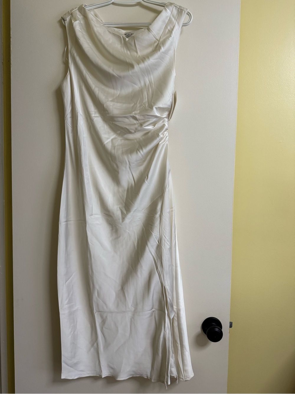 Elegant Cream Satin Sleeveless Dress